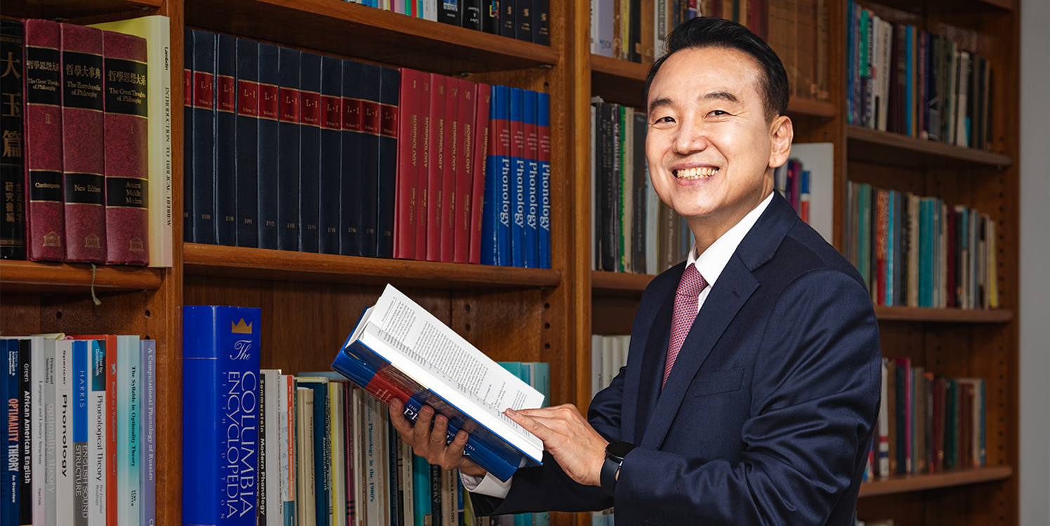 안녕하세요.서울대학교 총장 후보 이재영입니다.